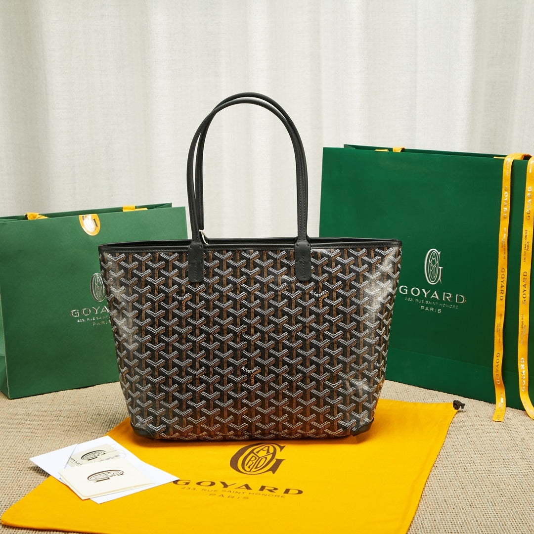 Artois PM Structured Tote