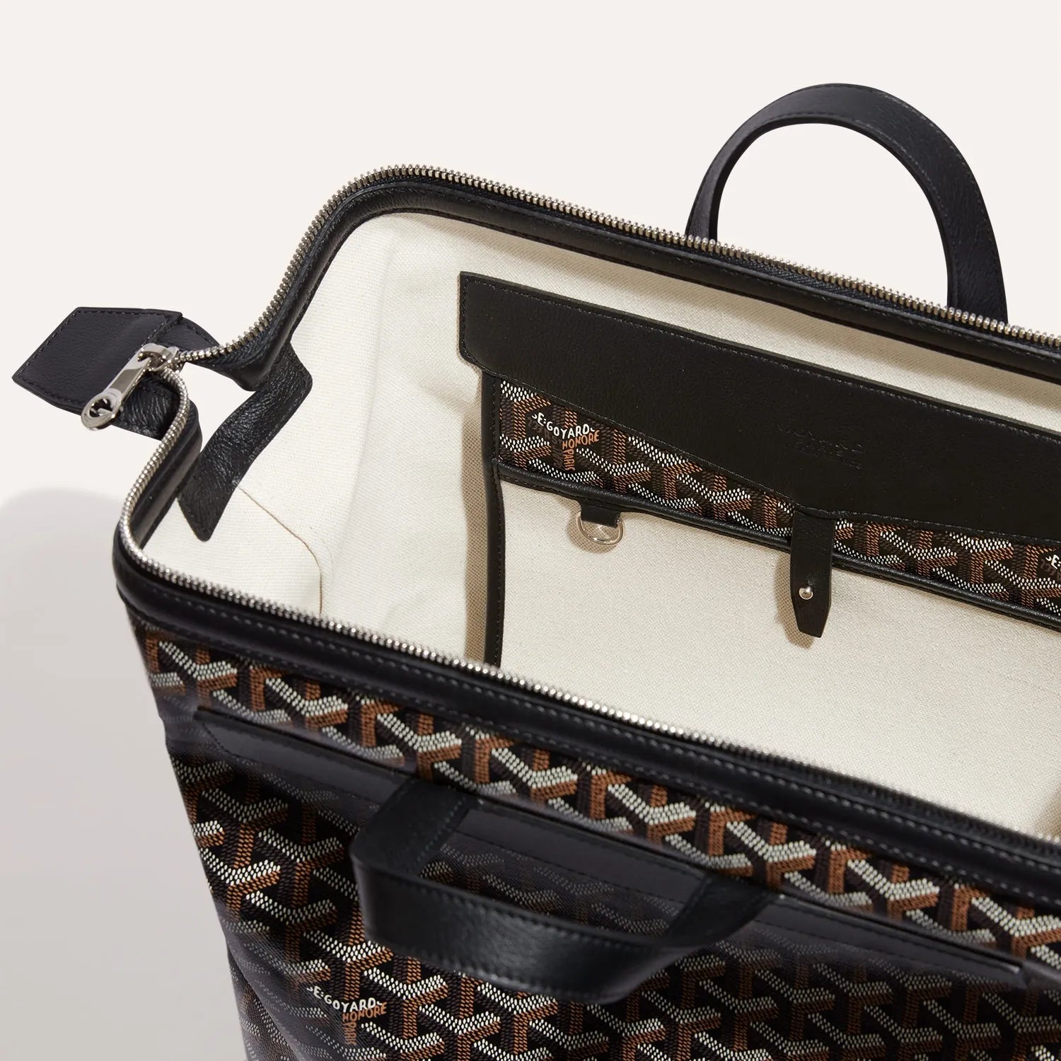 Cisalpin Zip Backpack - Black - view 4