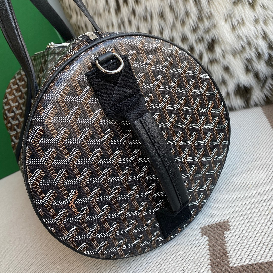Barrel 40 Sports Bag