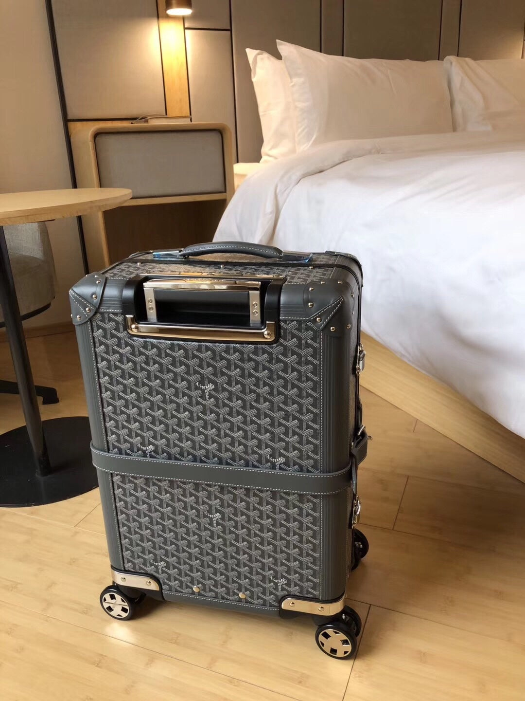 Bourget PM Rolling Suitcase