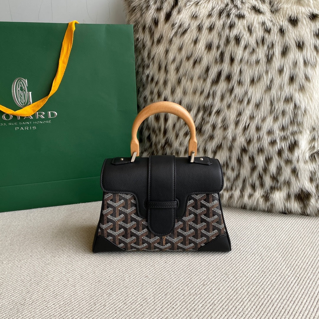 Saïgon Soft Mini Handbag